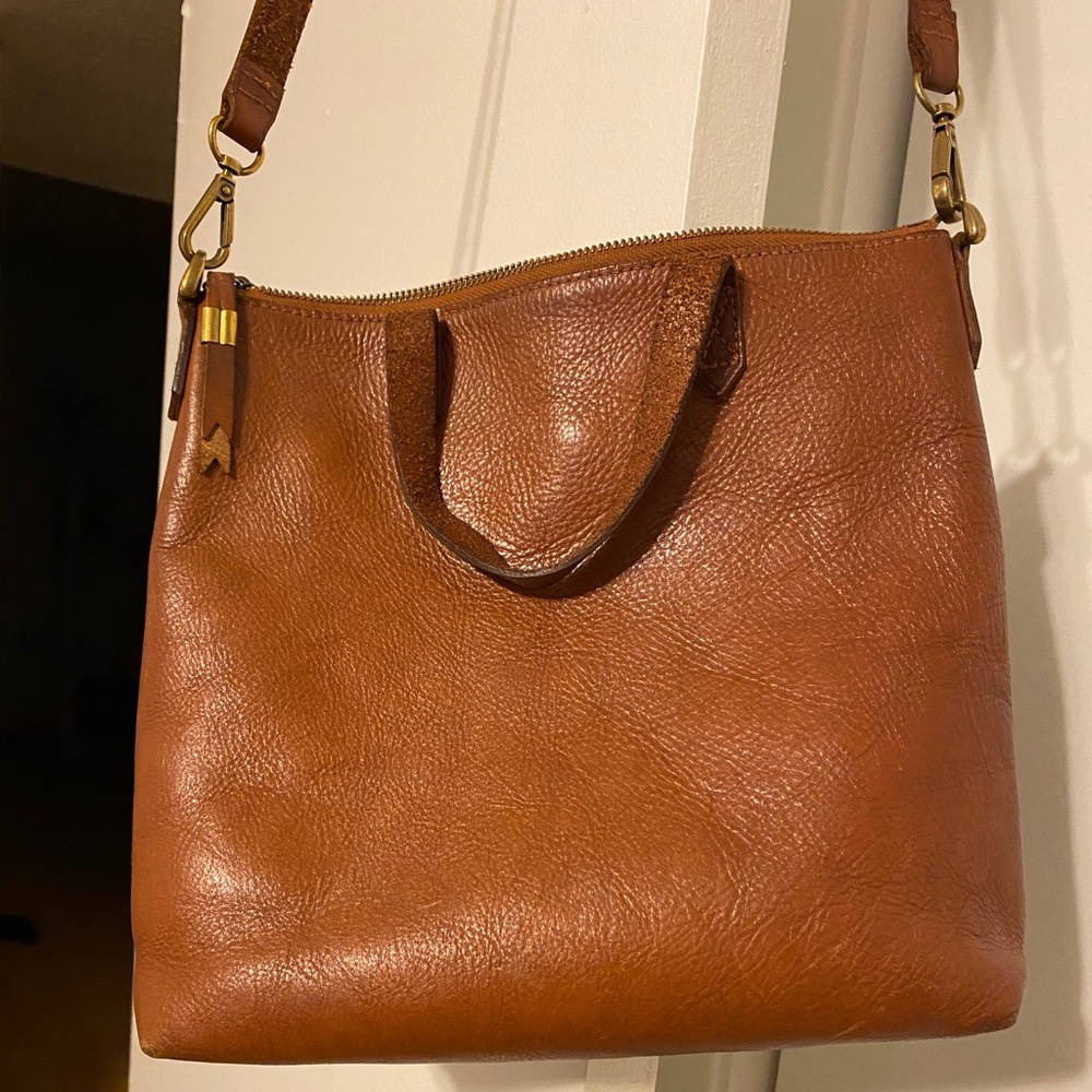 Madewel Zip-Top Transport Crossbody